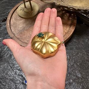 Vintage Estée Lauder powder makeup mirror compact unused Prince Charming